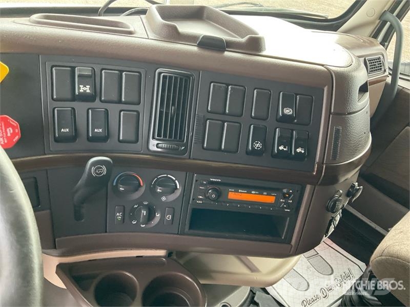 Volvo VNL Motrici e Trattori Stradali