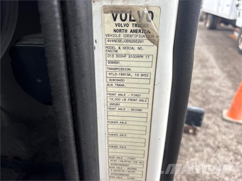 Volvo VNL Dragbilar