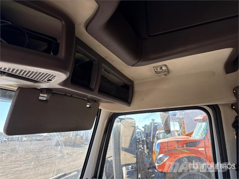 Volvo VNL Trekkvogner