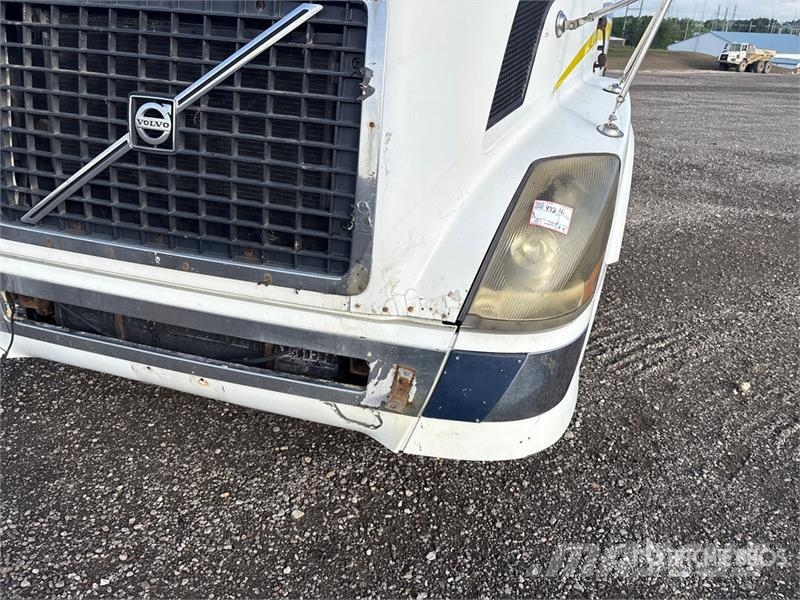 Volvo VNL Truck Tractor Units