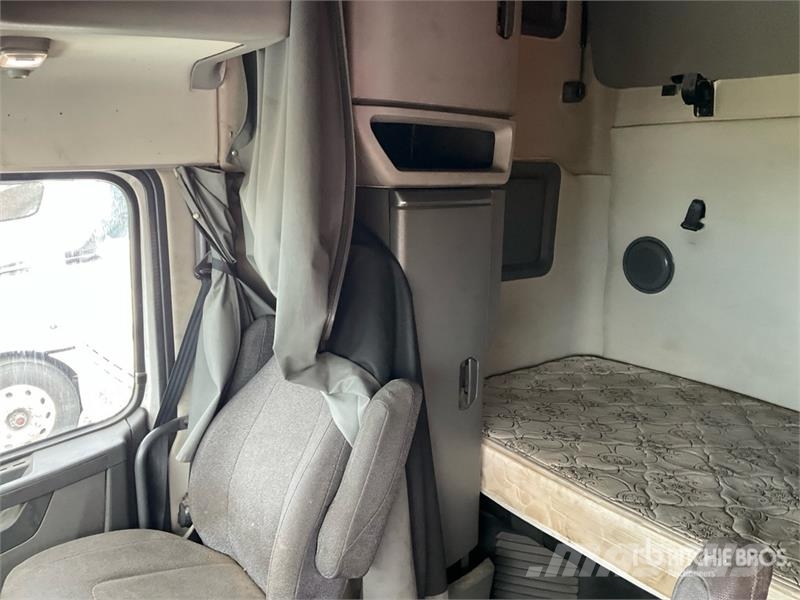 Volvo VNL Motrici e Trattori Stradali