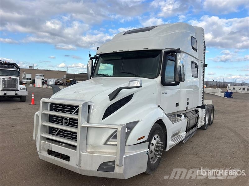 Volvo VNL Sattelzugmaschinen