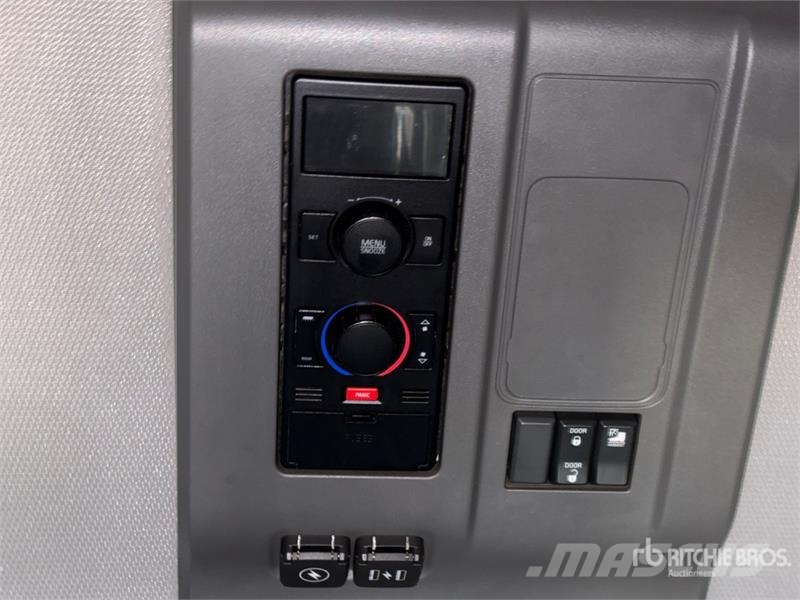 Volvo VNL Sattelzugmaschinen