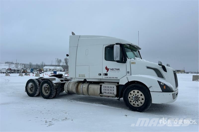 Volvo VNL Tegljači