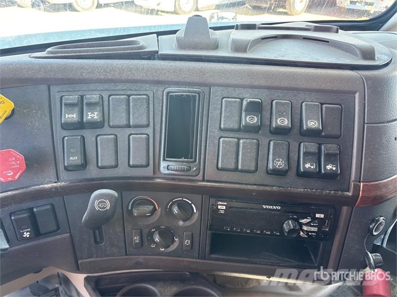 Volvo VNL Vilcēji
