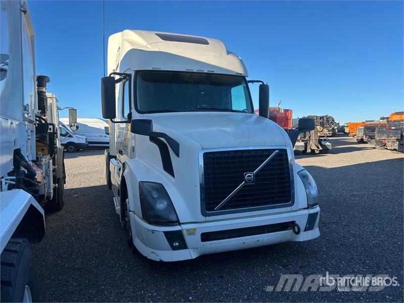 Volvo VNL Sattelzugmaschinen