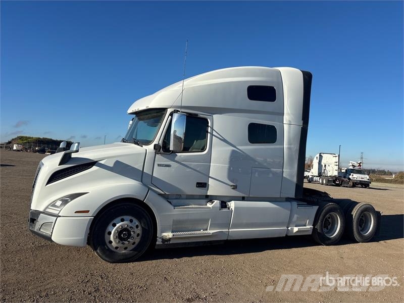 Volvo VNL Sattelzugmaschinen