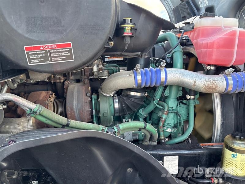 Volvo VNL Sattelzugmaschinen