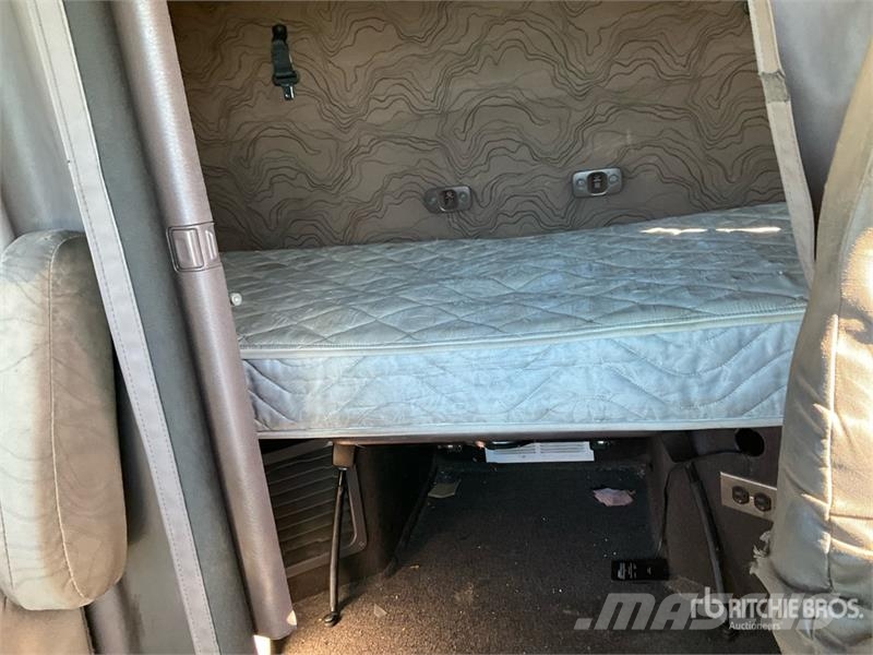 Volvo VNL Tegljači