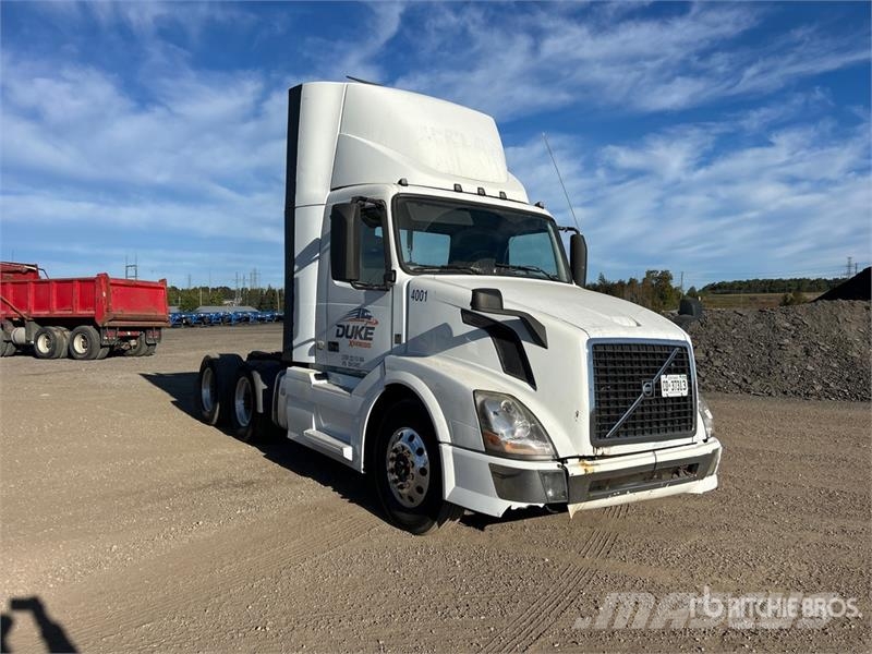 Volvo VNL Motrici e Trattori Stradali