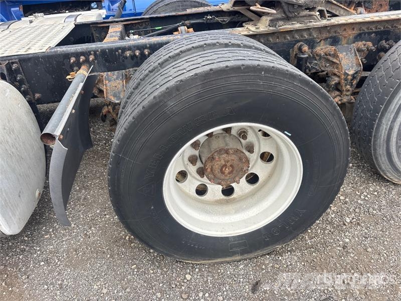 Volvo VNL Vlačilci