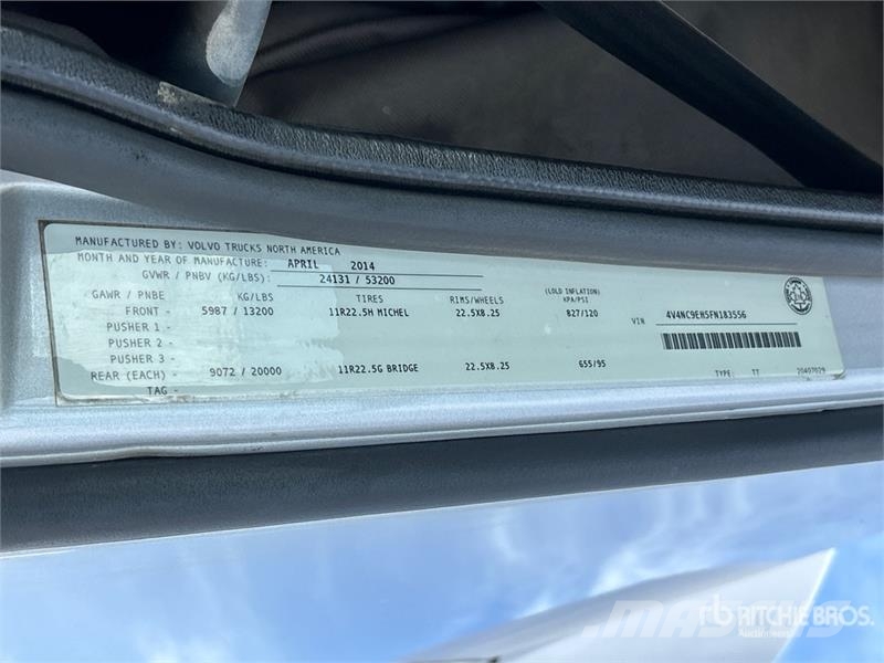 Volvo VNL وحدات الجر