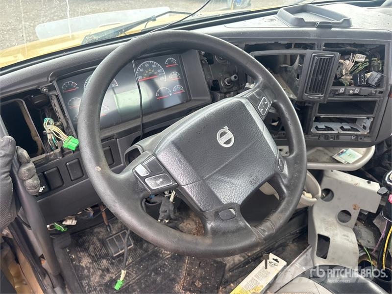 Volvo VNL Vlačilci