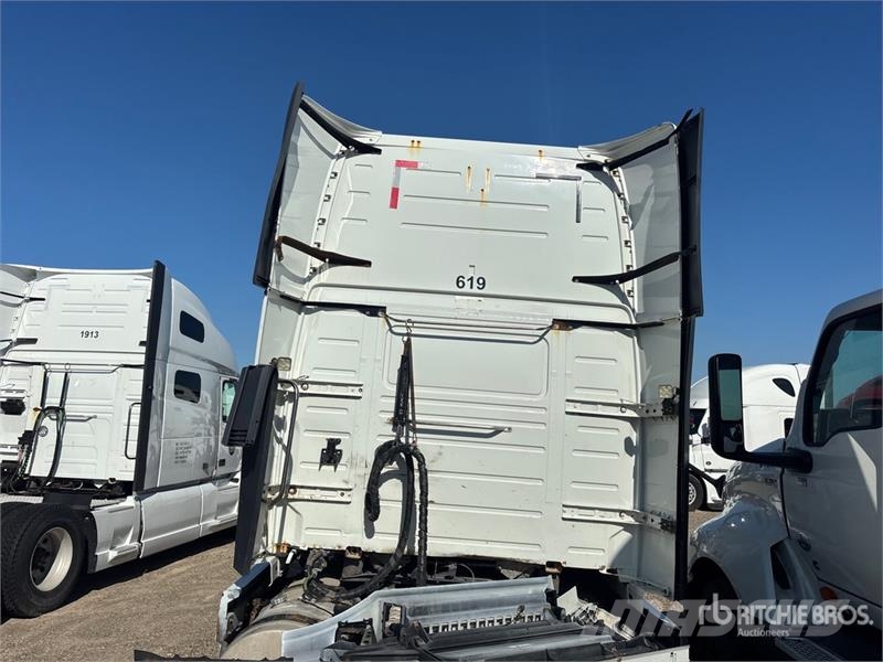 Volvo VNL Vilcēji