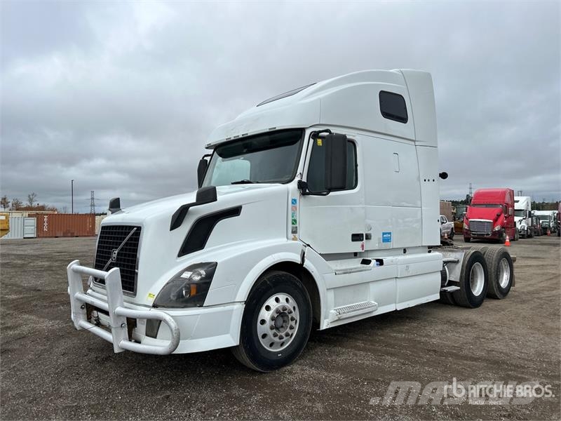 Volvo VNL Trekkers