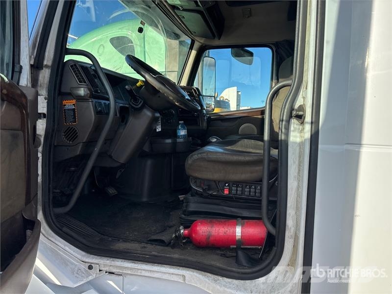 Volvo VNL Ťahače