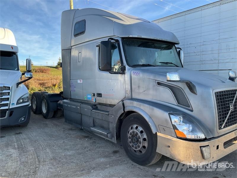 Volvo VNL Sattelzugmaschinen
