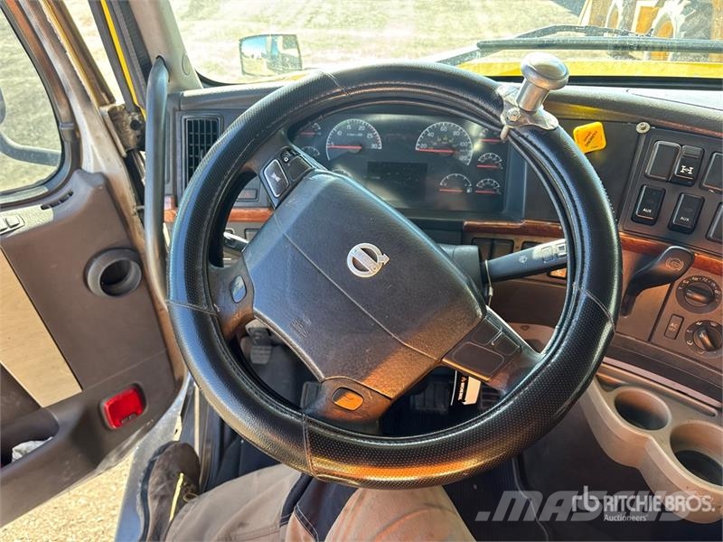 Volvo VNL Traktorske jedinice