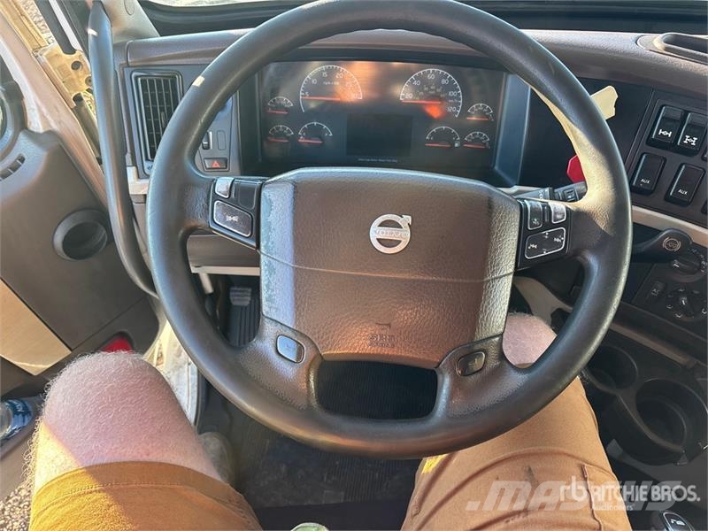 Volvo VNL Ťahače