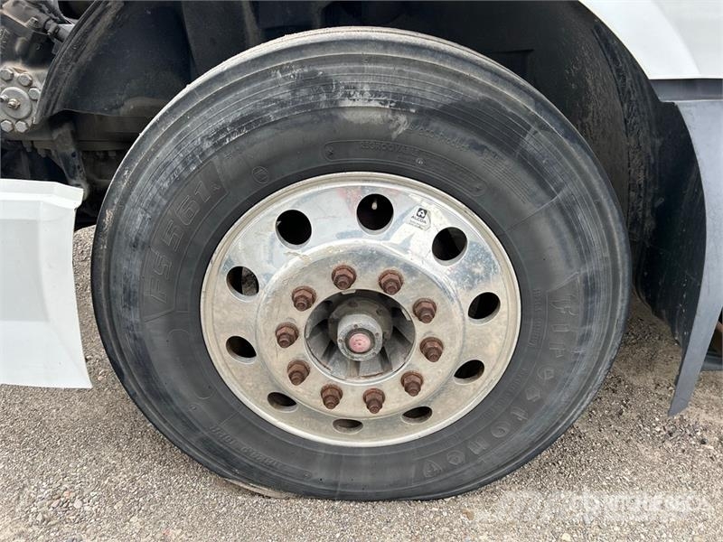 Volvo VNL Çekiciler
