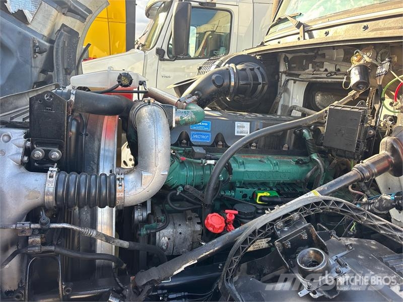 Volvo VNL Sattelzugmaschinen