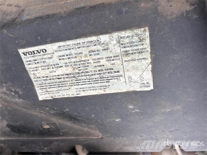 Volvo VNL وحدات الجر