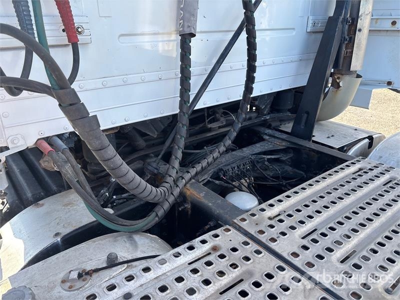 Volvo VNL Sattelzugmaschinen
