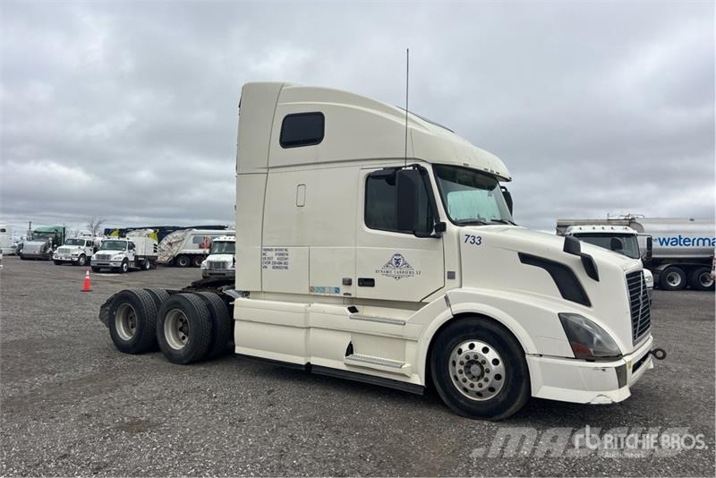 Volvo VNL Влекачи