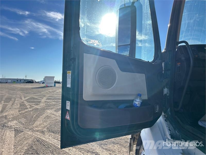 Volvo VNL Motrici e Trattori Stradali