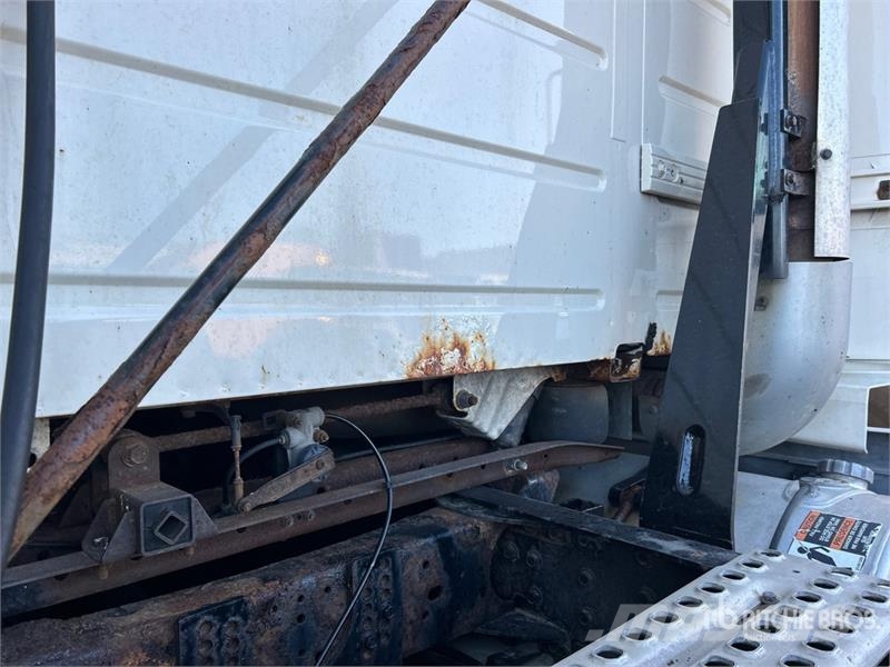 Volvo VNL Sattelzugmaschinen