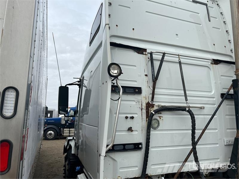 Volvo VNL Prime Movers