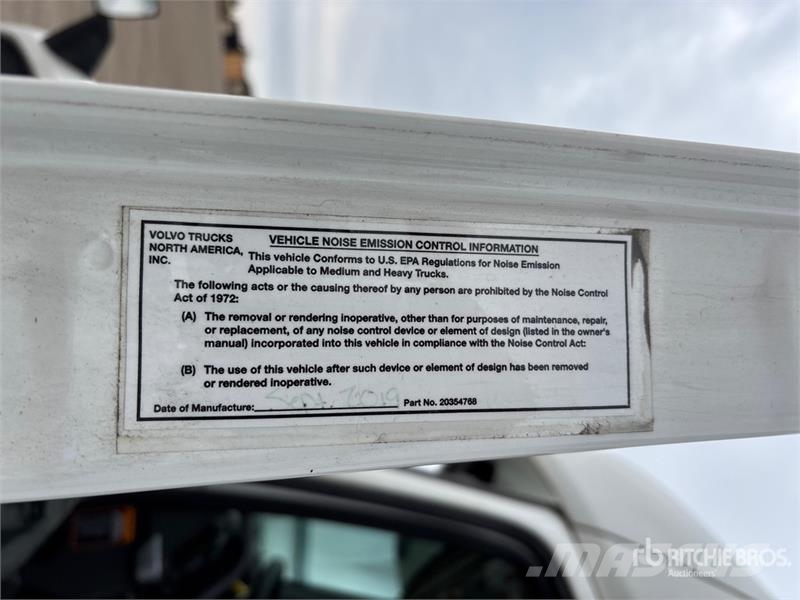 Volvo VNL Truck Tractor Units