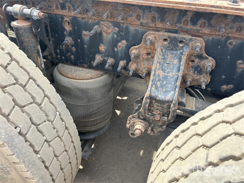 Volvo VNL Vlačilci