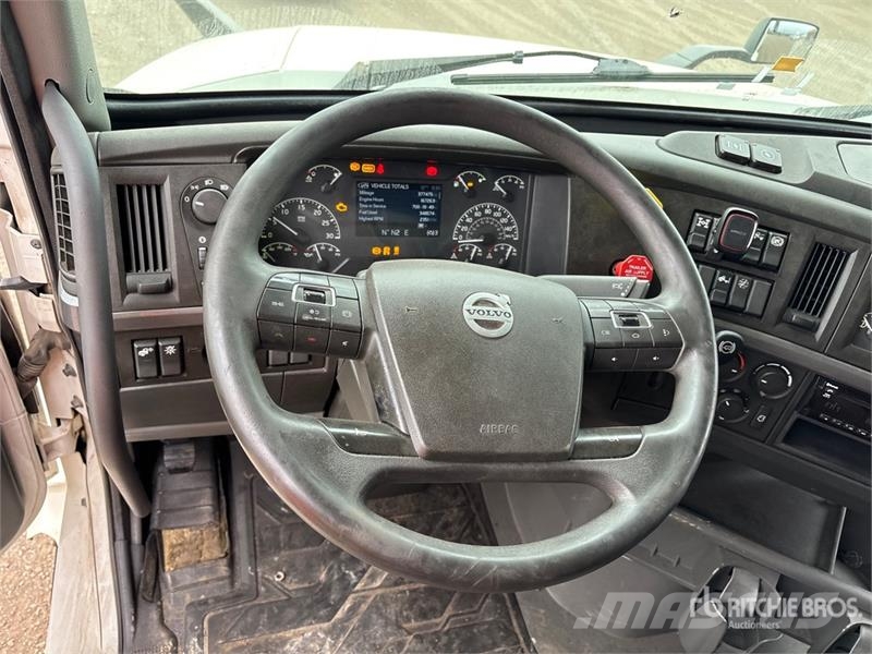 Volvo VNL Truck Tractor Units