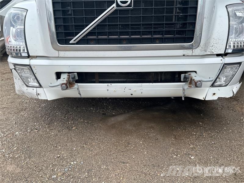 Volvo VNL Prime Movers