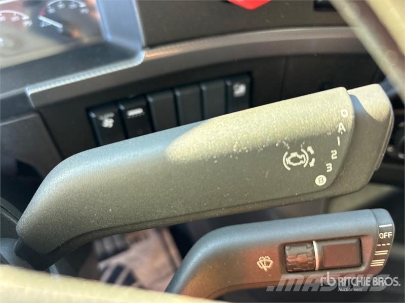 Volvo VNL Sattelzugmaschinen