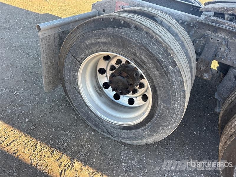 Volvo VNL Sattelzugmaschinen