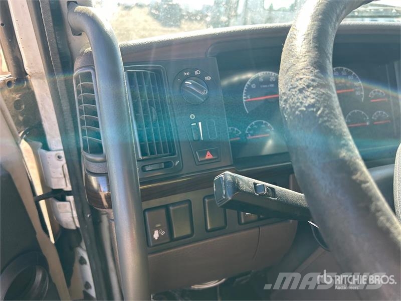 Volvo VNL Traktorske jedinice