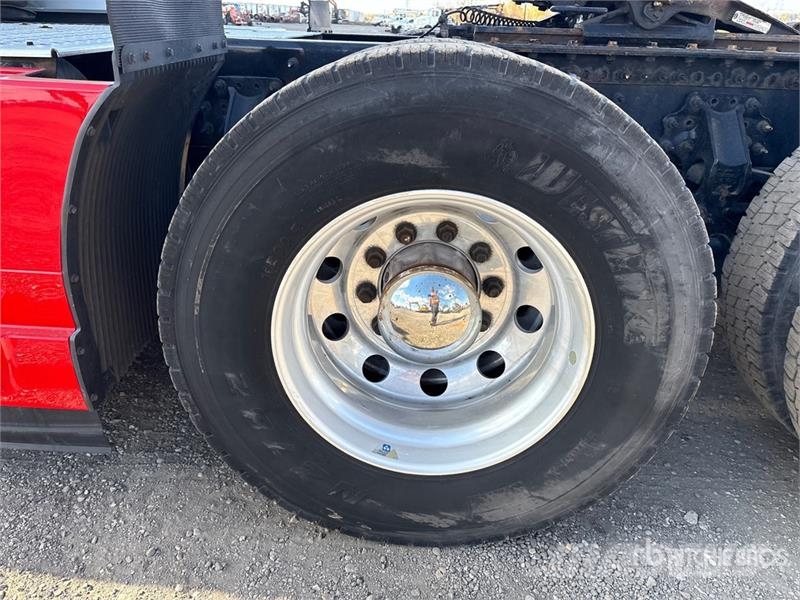 Volvo VNL Sattelzugmaschinen