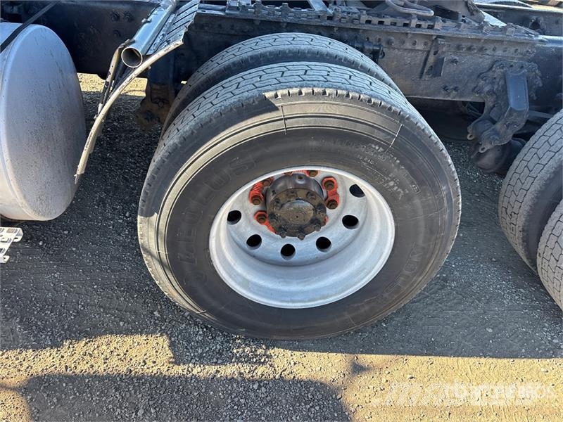 Volvo VNL Traktorske jedinice