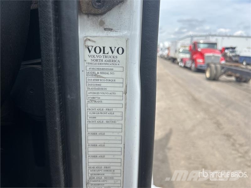 Volvo VNL Vlačilci