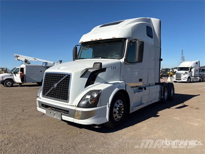 Volvo VNL Τράκτορες