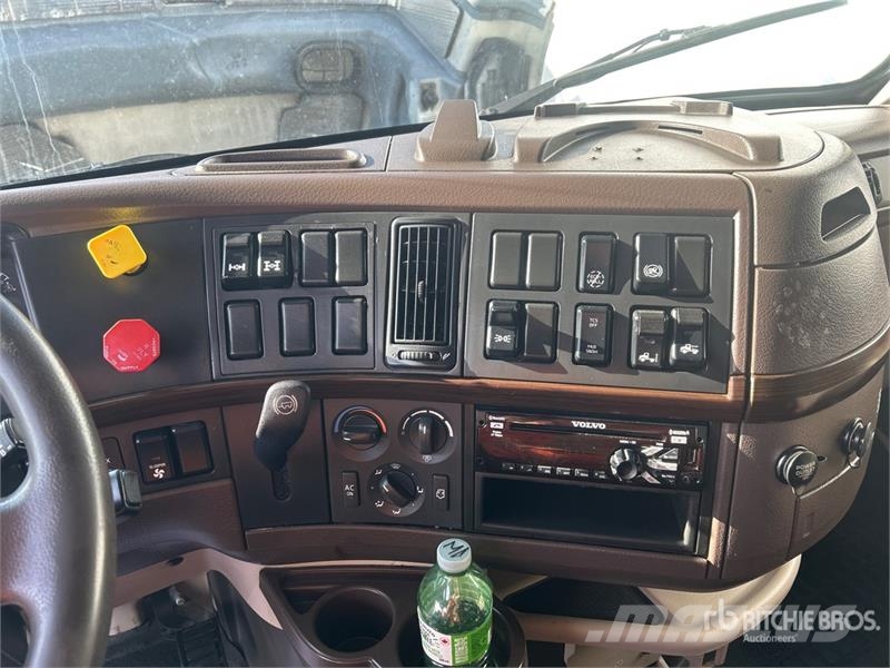Volvo VNL Motrici e Trattori Stradali