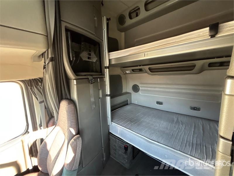 Volvo VNL Traktorske jedinice