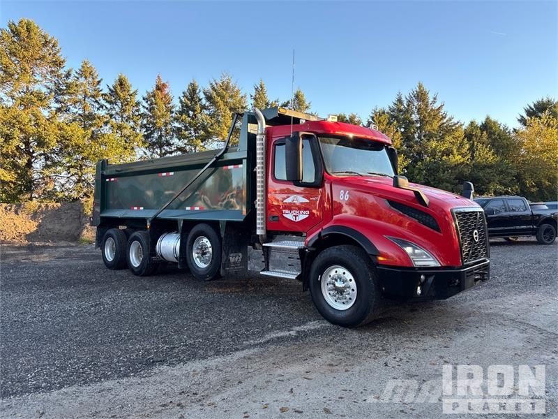 Volvo VNL Kiper tovornjaki