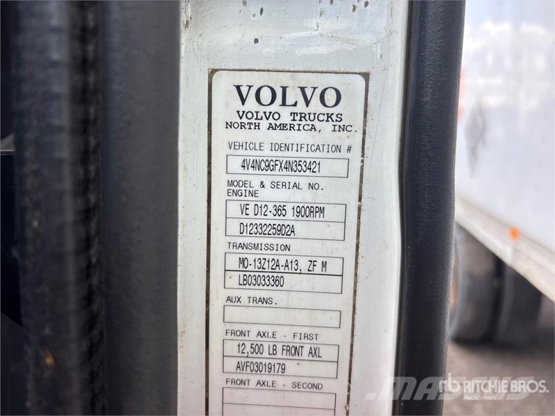 Volvo VNL Tracteur routier