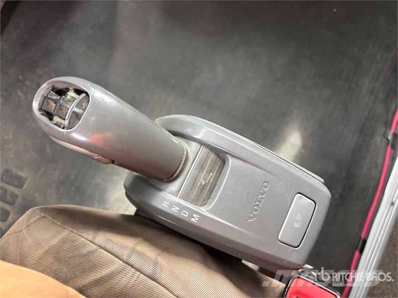 Volvo VNL 牵引车