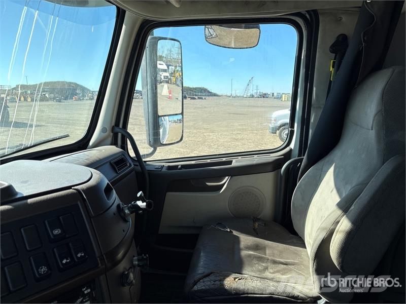 Volvo VNL Τράκτορες