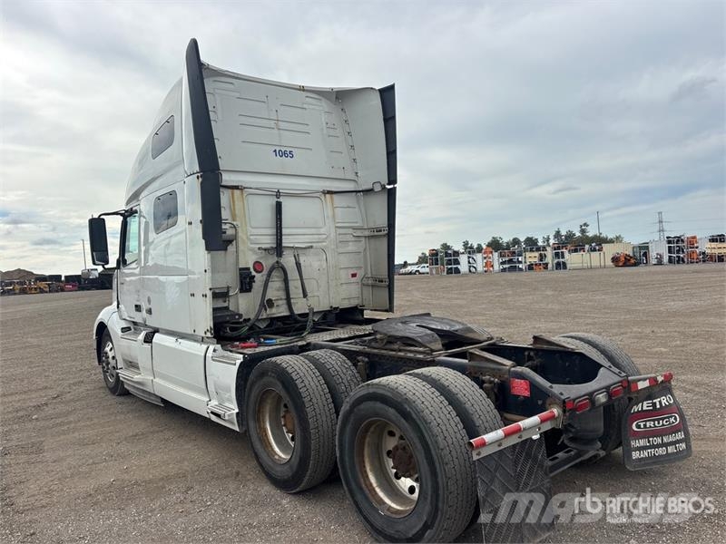 Volvo VNL Vilcēji