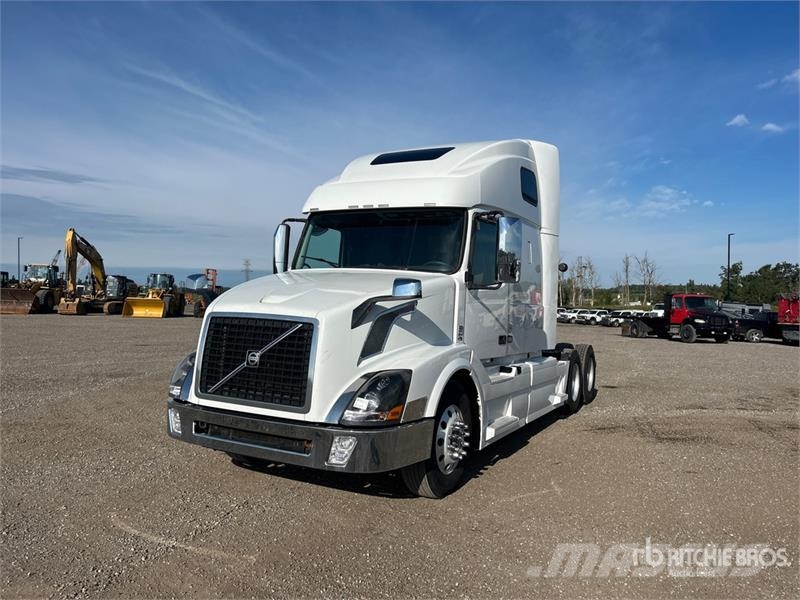 Volvo VNL Motrici e Trattori Stradali
